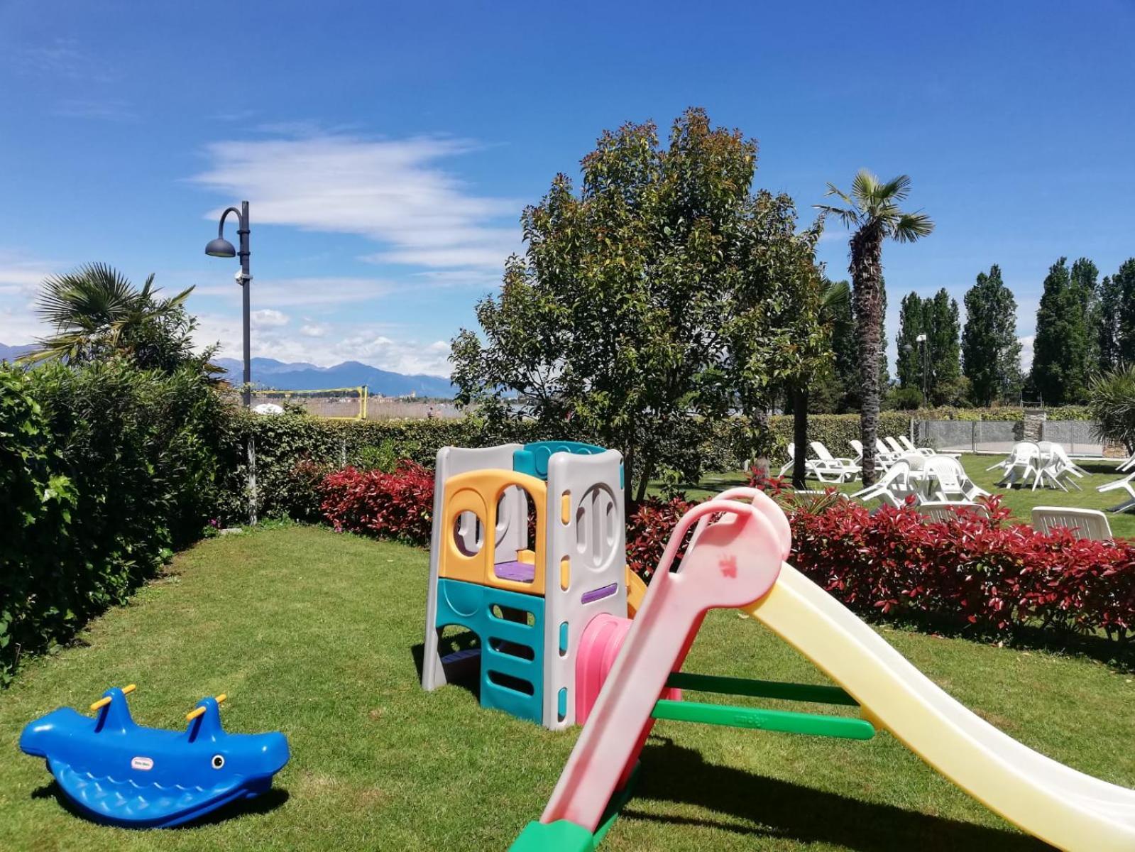 Appartamenti Residence Tulipano Sirmione Dış mekan fotoğraf