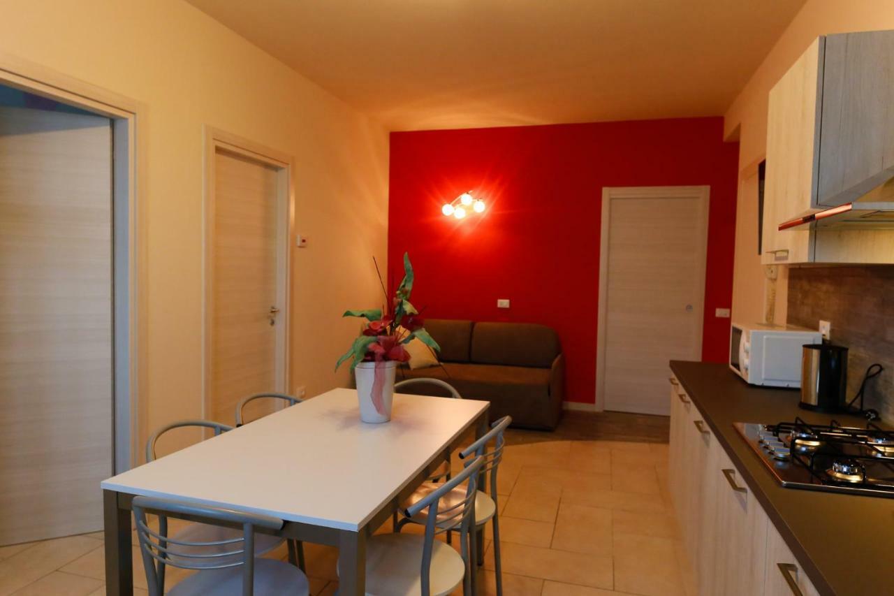 Appartamenti Residence Tulipano Sirmione Dış mekan fotoğraf