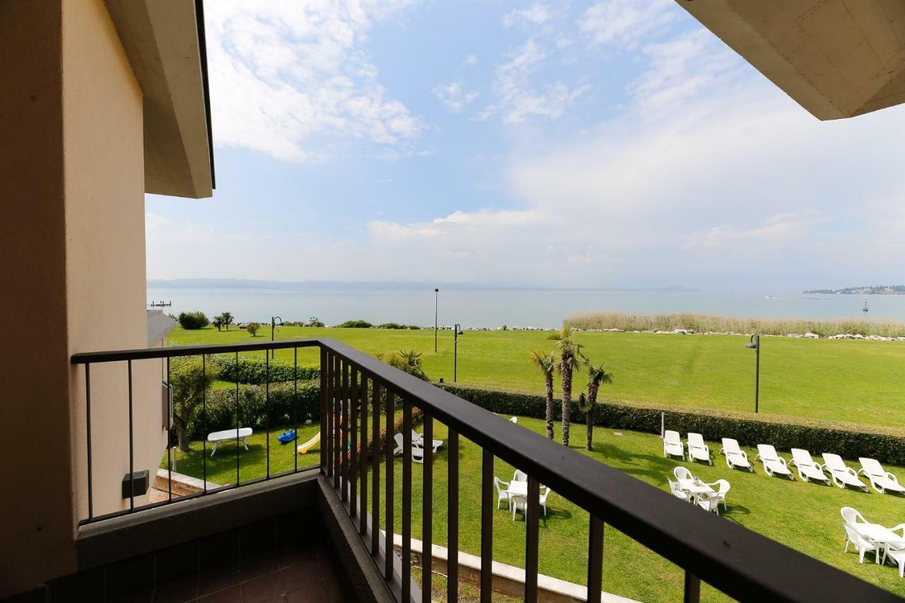 Appartamenti Residence Tulipano Sirmione Dış mekan fotoğraf