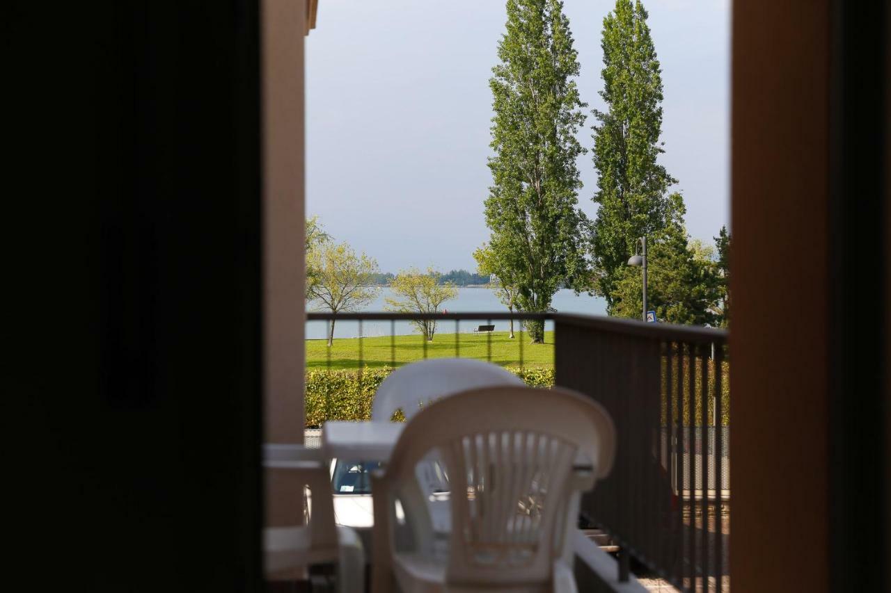 Appartamenti Residence Tulipano Sirmione Dış mekan fotoğraf
